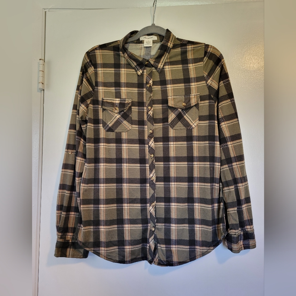 Passport Button-Down in Green/Black Plaid